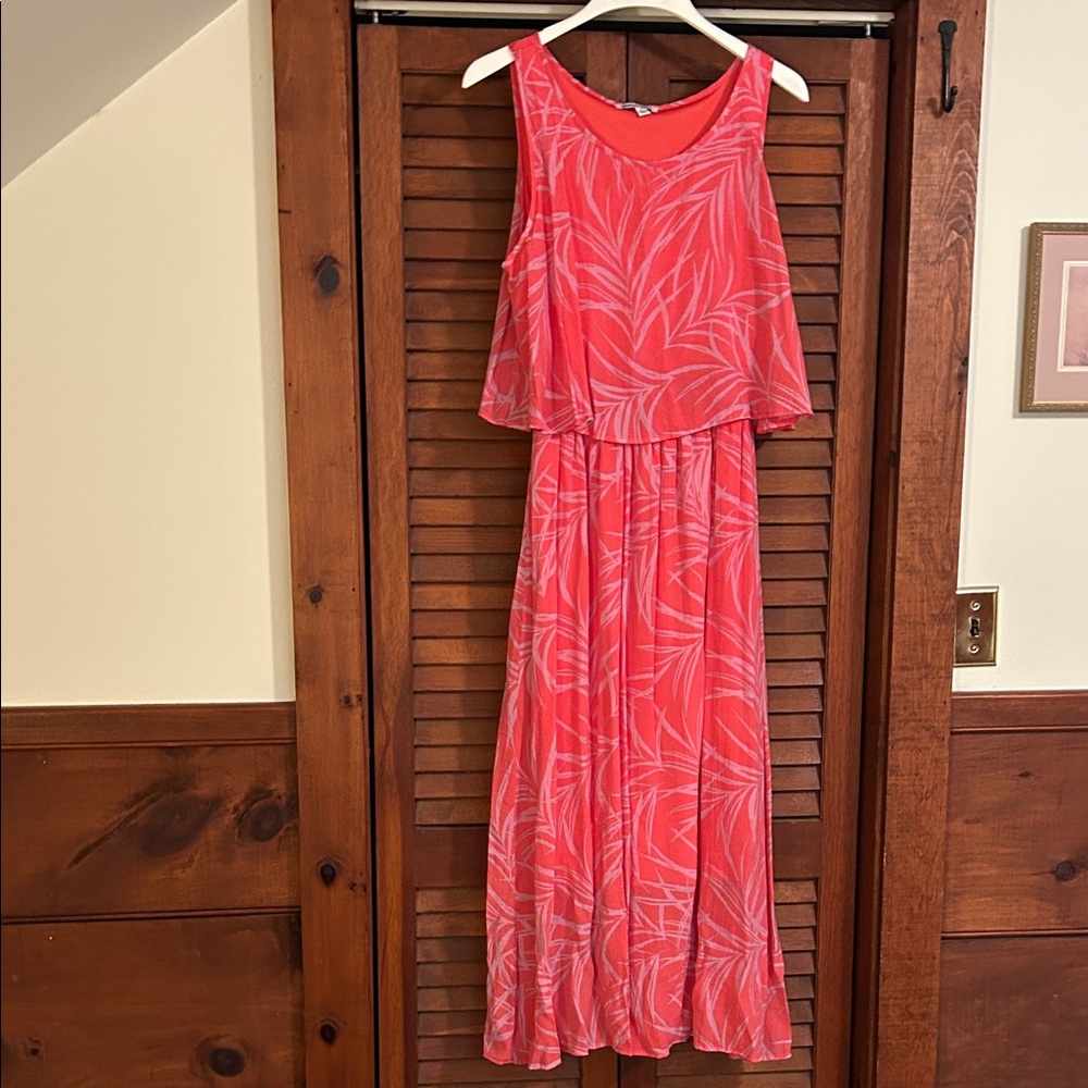 Sleeveless Coral Palm-Print Maxi Dress